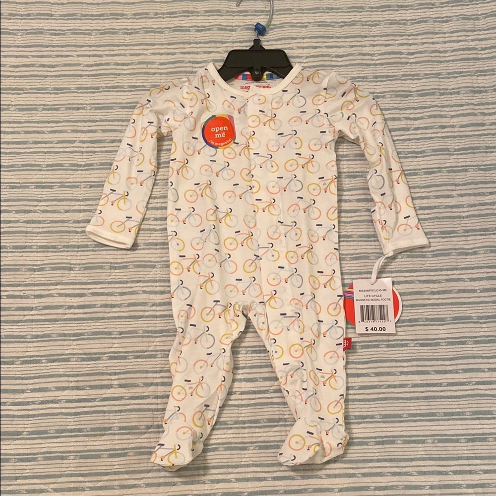 Magnetic Me - Gender Neutral - Bicycle Print Footie - 0-3 months